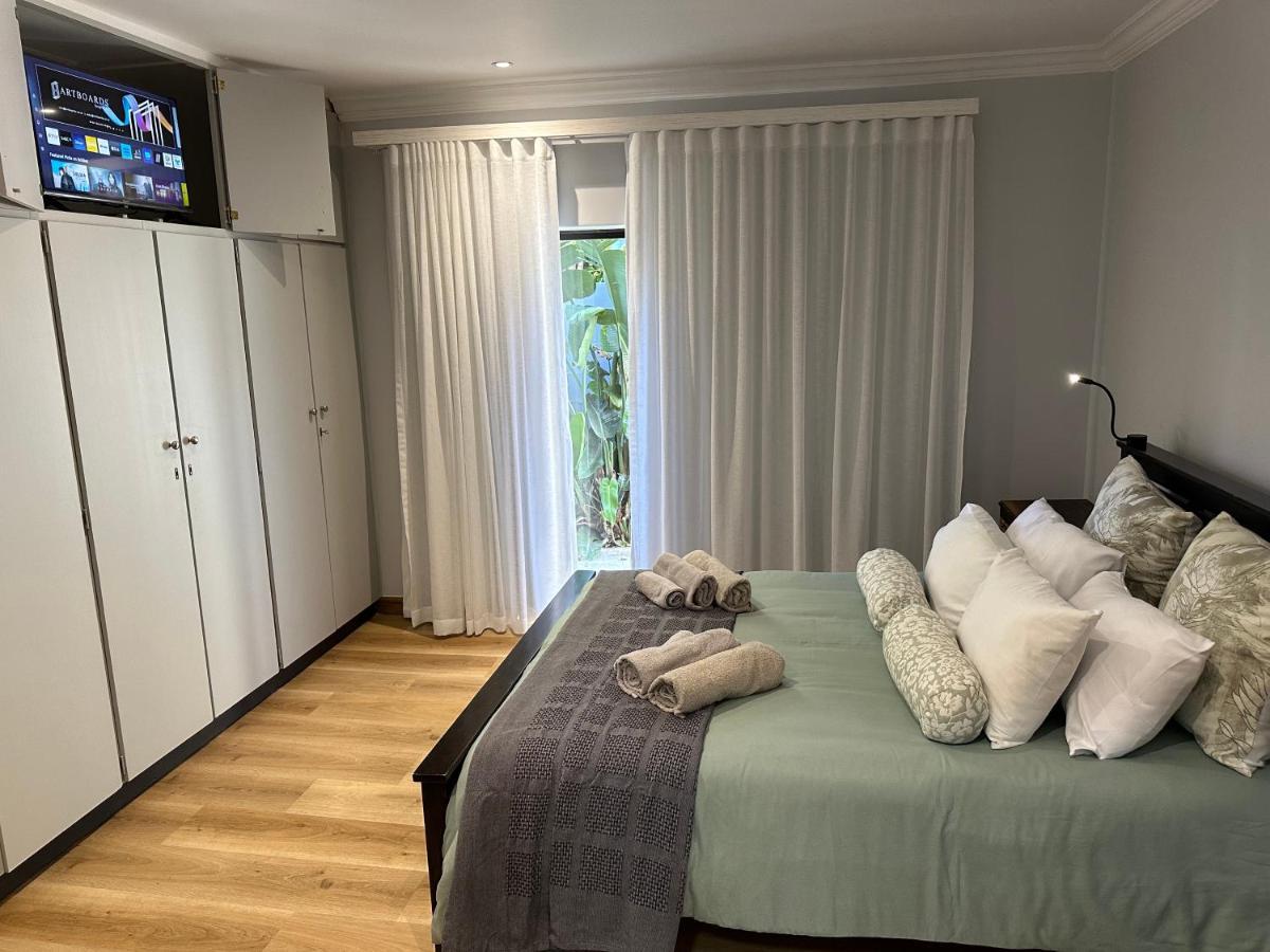 Tranquil Private Rooms Hermanus Buitenkant foto